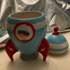 Sleighbell bistro cookie jar, rocket ship shape